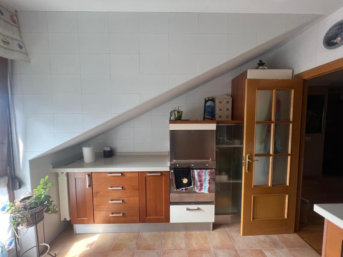 Atractivo Atico 2 Habitaciones Villaviciosa  Esterno foto
